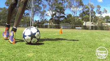 6-12岁足球训练教程控球,足球训练10个基本动作幼儿