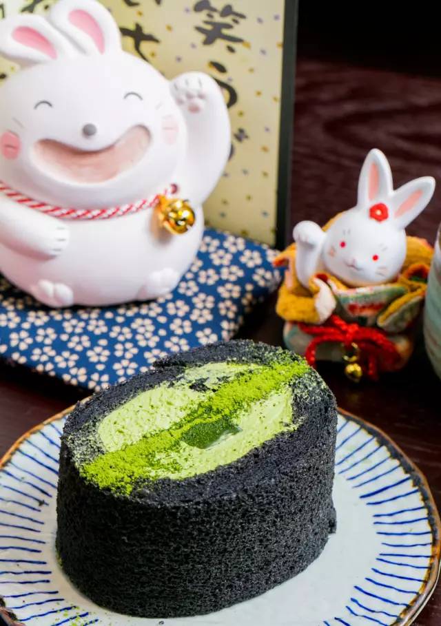 天津人为一只抹茶小兔几甘愿排大队！只为感受那恋爱般的甜度！