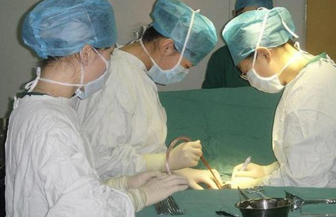 5个月孕妇含泪做引产，医生提醒女性不要像她一样鲁莽！