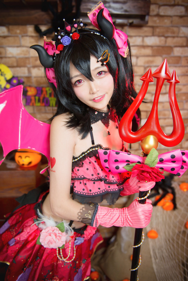 矢泽妮可剧场版cos,coslovelive绚濑绘里