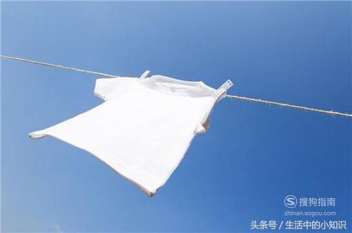 牛仔衣服领子发黄如何清洗,白衣服领子黄了怎么清洗