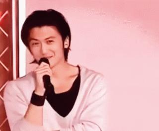 杨幂颁奖典礼落泪,杨幂颁奖落泪