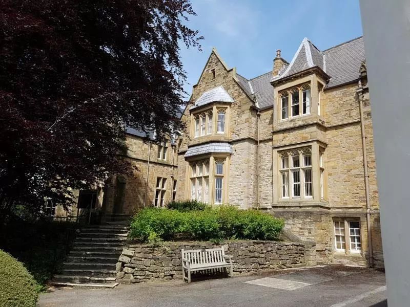 哈利波特里面的学院叫什么,哈利波特学院有哪些系