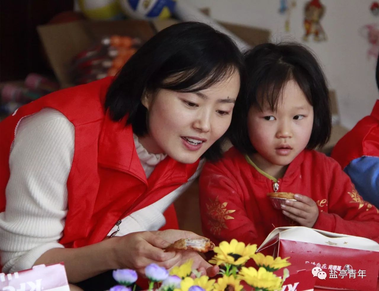 情暖冬日敬老志愿行,情暖初冬爱心助学