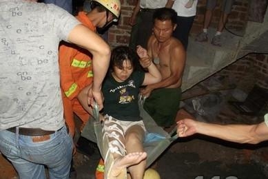 飞机紧急撤离乘务员流程,紧急撤离飞机