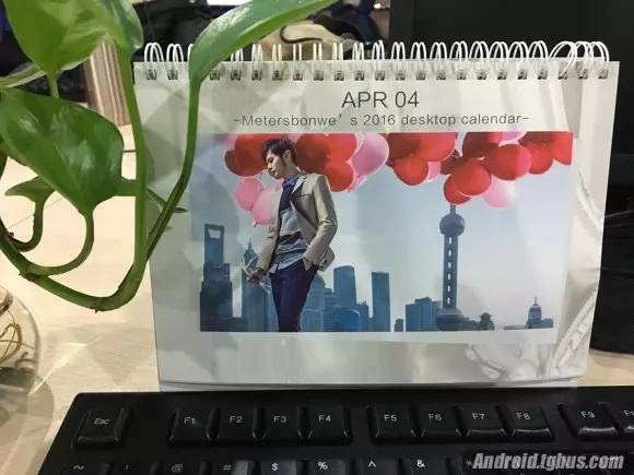 暗！暗！太暗！手机拍照太暗怎么解决？