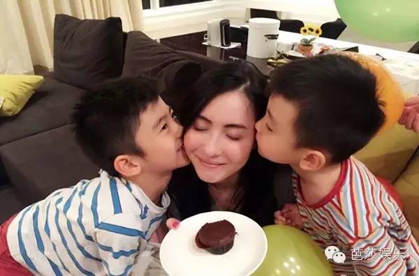 胡歌江疏影分手后首次同框,胡歌江疏影分手以后同台过吗