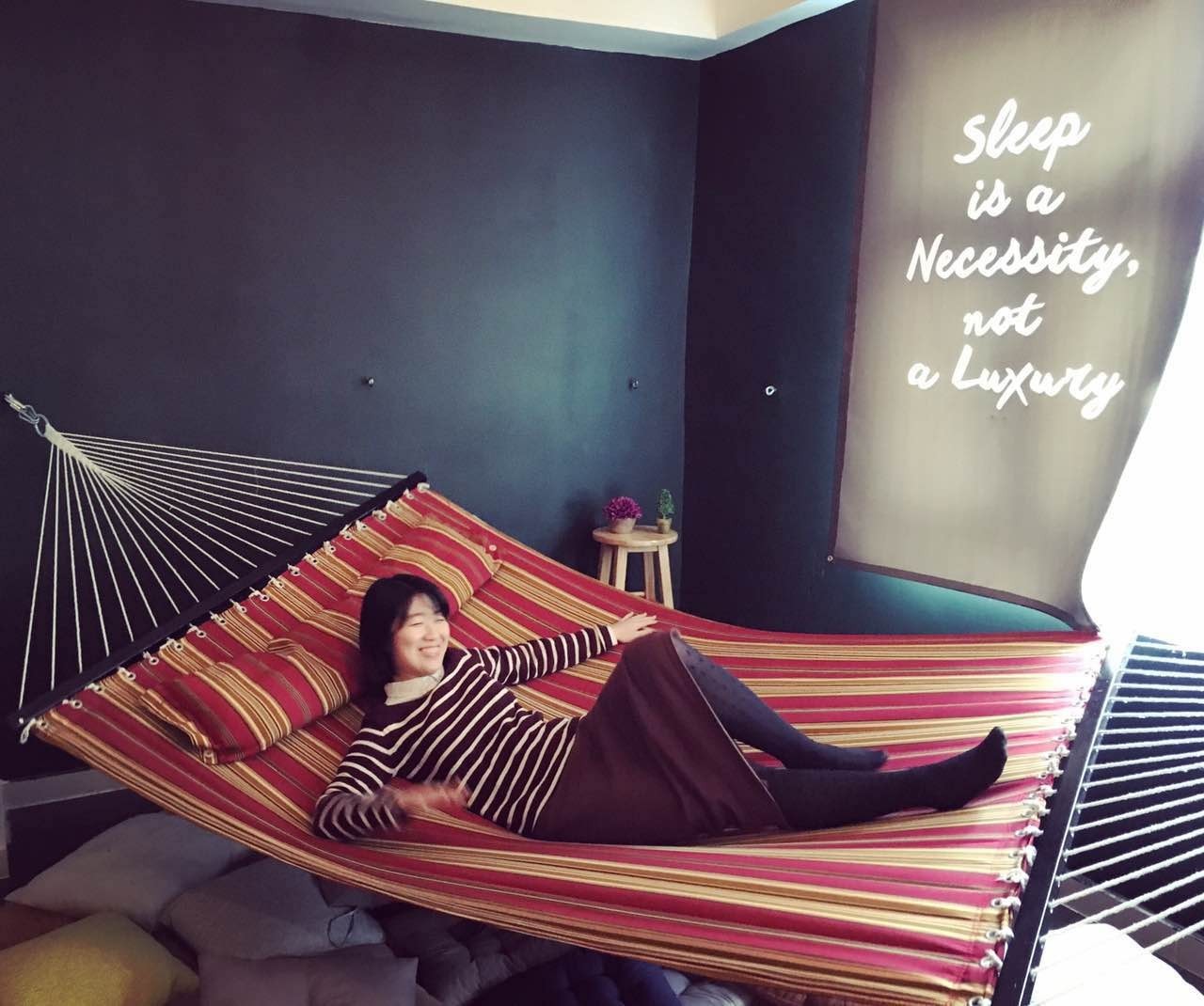 不仅有黑社会火并！香港工厦里还有这些隐秘好去处