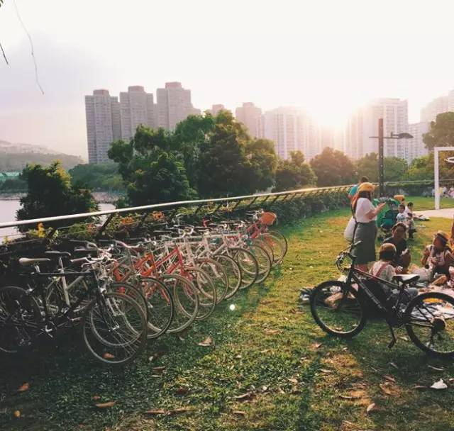 不仅有黑社会火并！香港工厦里还有这些隐秘好去处