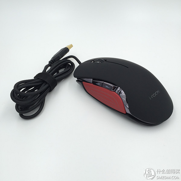 照片还是那个苍姐姐,但陪撸的鼠标却更”色”了I-ROCKSIM6幻彩翼评测,附苍姐签名照