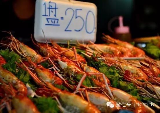 风情万种“*灯区红**”千娇百媚芭提雅