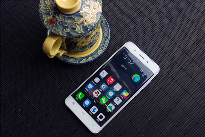 vivoxplay5测评吃鸡,vivoxplay5原神体验