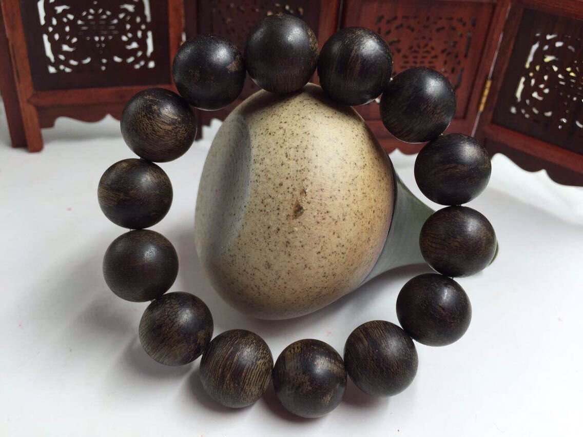 沉香保养和盘玩方法,沉香为什么可以保命