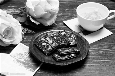 月经期间吃阿胶枣有影响吗,月经期间吃阿胶会不会延长经期