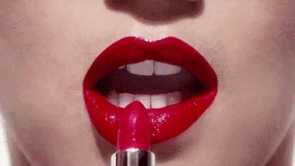 女生没有几支口红都不好意思,女人缺少不了一支口红
