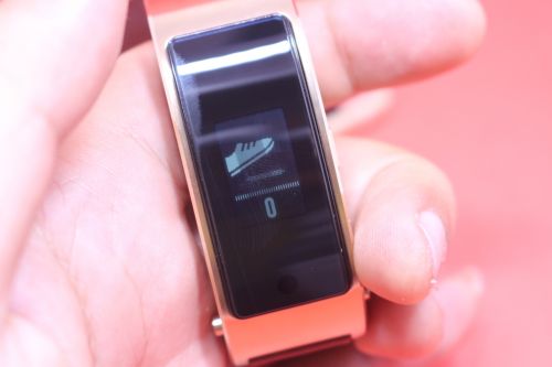 华为手环b3测评,商务人士华为手环b6