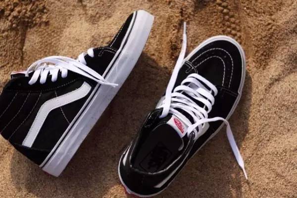 vans第一双滑板鞋,vans在哪里发售新鞋