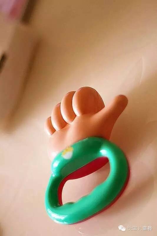 带娃就像升级打怪兽,带孩子就像闯关一样