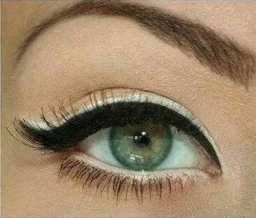 大眼睛女生怎么化妆最合适,大眼睛怎么画眼妆干净