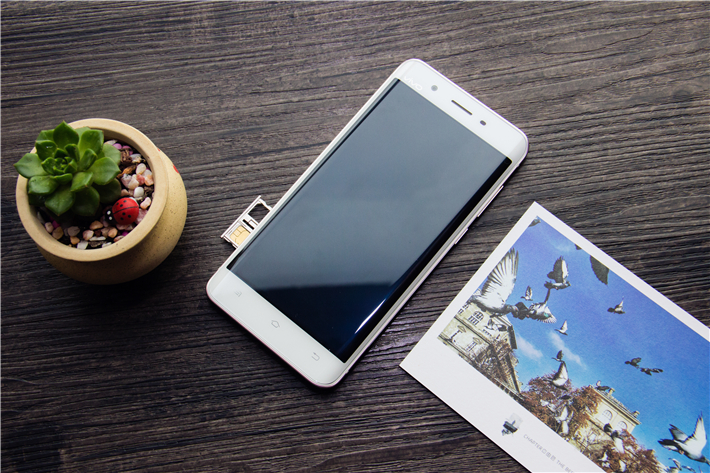 vivoxplay5测评吃鸡,vivoxplay5原神体验