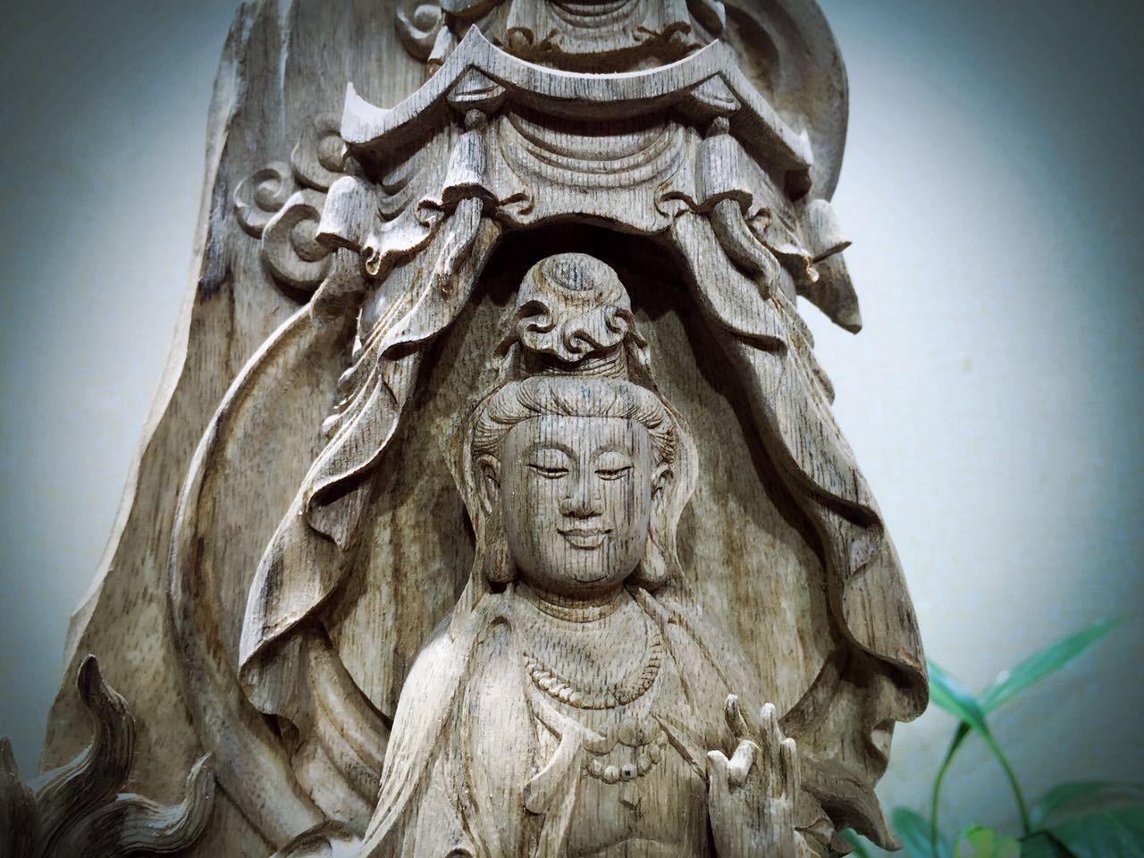 加里曼丹沉香珠子108颗多少克 (如何辨别天然加里曼丹沉香手镯)