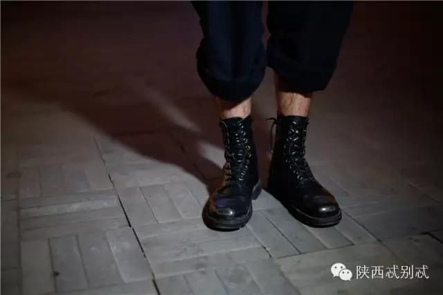 说出你们在酒吧被撩的经历？我面膜笑裂了！丨谁是忒色街拍NO.