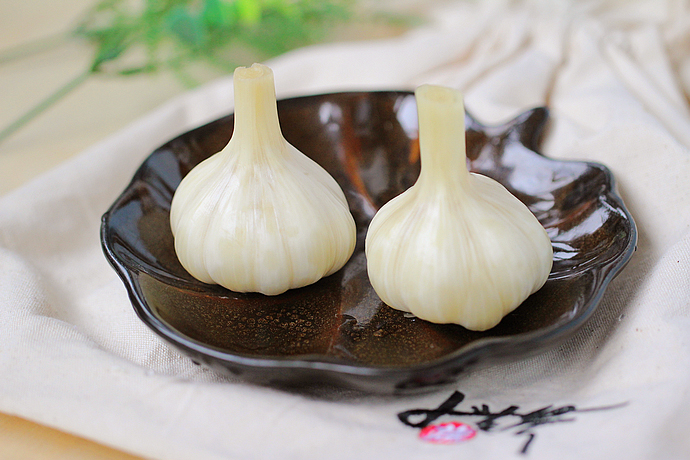 怎么腌糖蒜最好吃步骤,能快速腌好糖蒜的方法