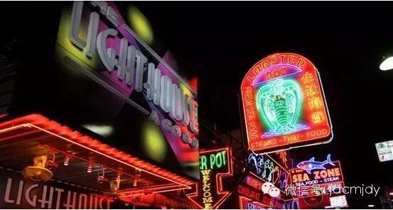 风情万种“*灯区红**”千娇百媚芭提雅