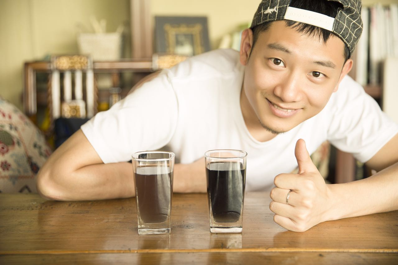 艾尔文教你一招辨别真假红酒