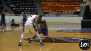 利用运球节奏过人,足球利用节奏过人