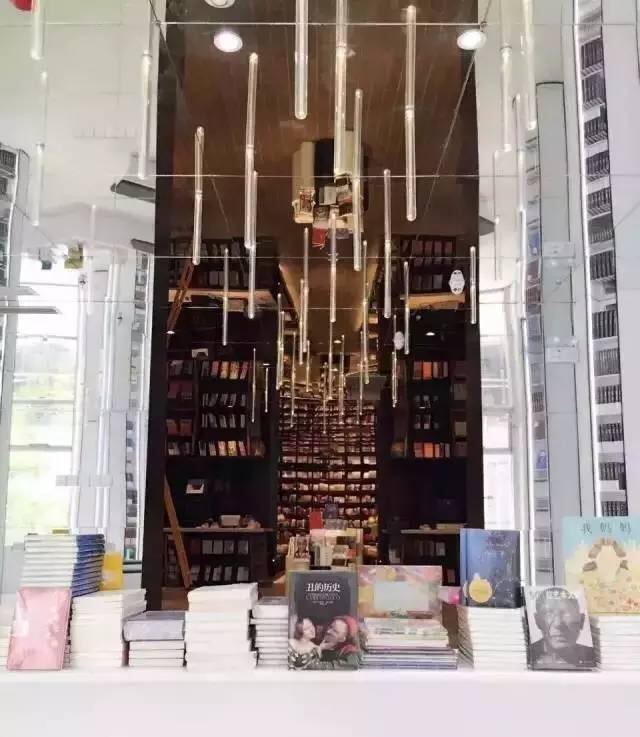 中国最美书店海岱楼钟书阁,上海钟书阁哪家最美