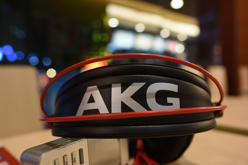 大良心！红妆艳抹的千元经典AKGK240RS听感PK