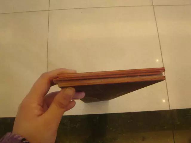 石塑地板和实木复合地板的区别,实木复合地板哪个品牌性价比高