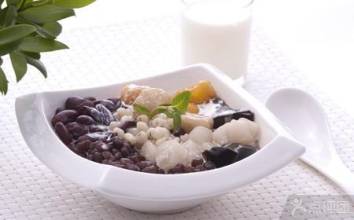 必去的十条美食街,十大必吃美食街