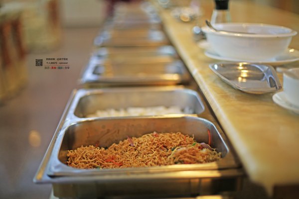 有一种春天叫牡丹花开,有一种春天叫花开艳丽