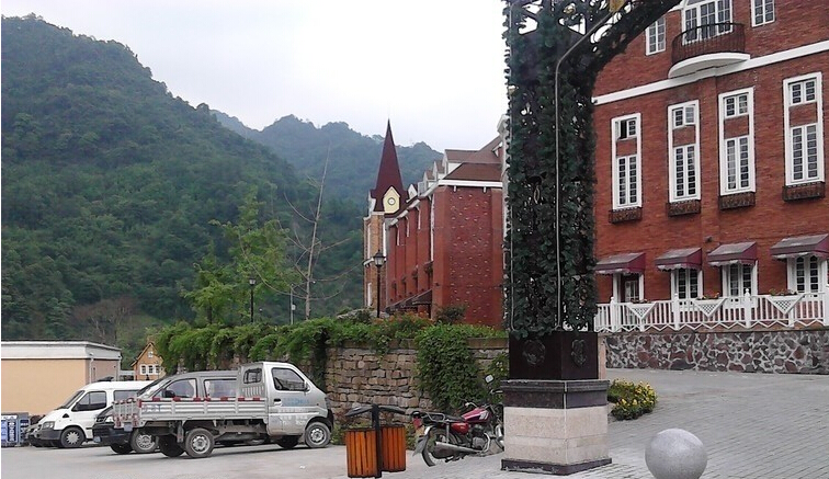 彭州龙门山宝山村,成都彭州白水河宝山村