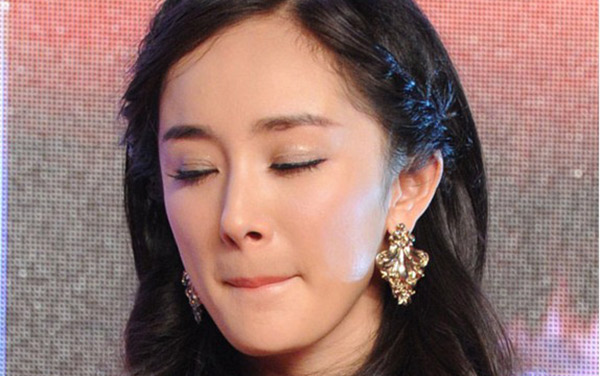 哭多了会不会死,哭会把双眼皮哭成单眼皮吗