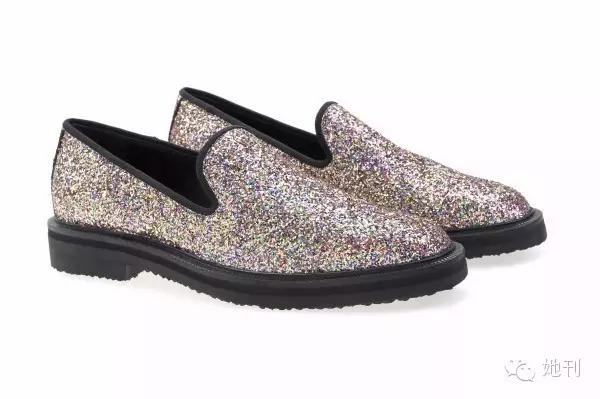 蕾哈娜权志龙,蕾哈娜和权志龙