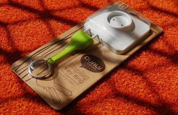 喂，110吗，你家插座炸啦！