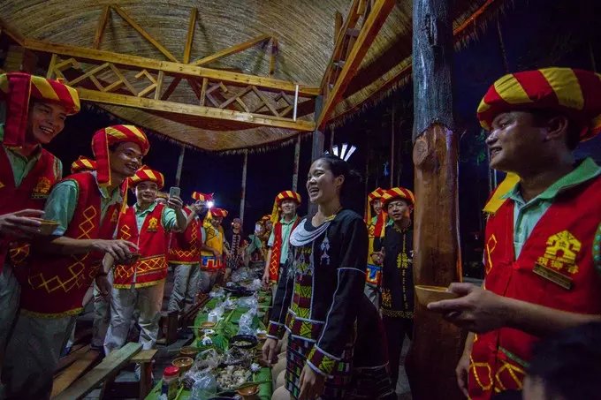 北方人第一次来三亚吃海鲜,一个人在三亚吃海鲜自助