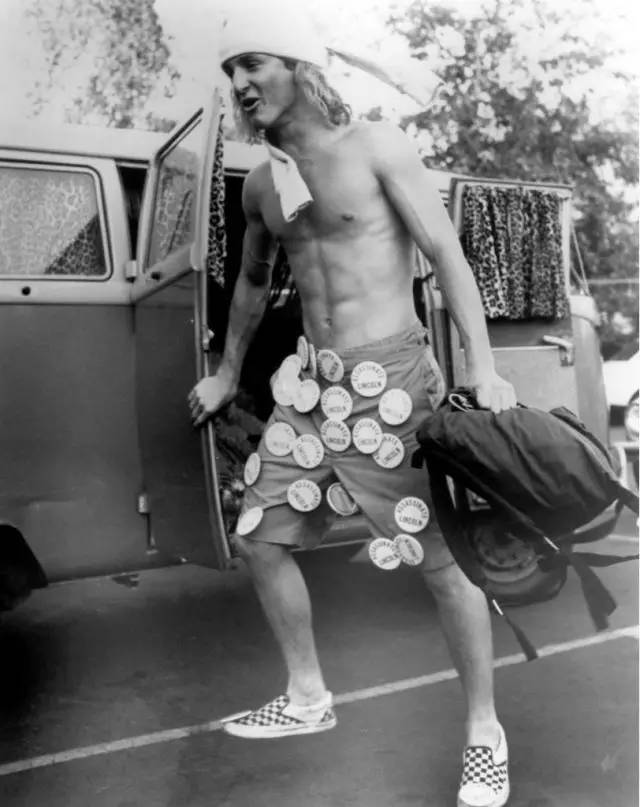 vans第一双滑板鞋,vans在哪里发售新鞋