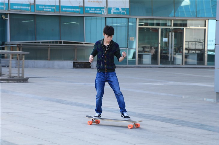 佳能eos80d拍照怎么样,七年前的佳能eos80d相机值得入手