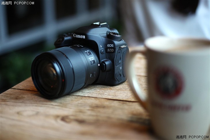 佳能eos80d拍照怎么样,七年前的佳能eos80d相机值得入手