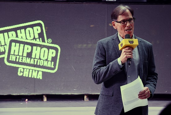 体奥资本助力*牙虎**直播共推“造星计划”产经