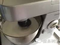 舌尖上的美味小蛋糕,舌尖上的世界杯足球蛋糕