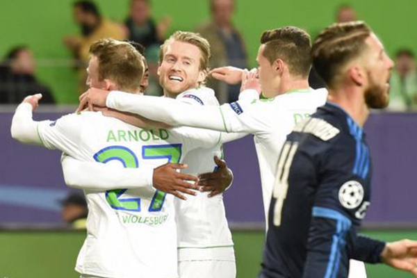 梦幻皇马阵容,梦幻伯纳乌5号