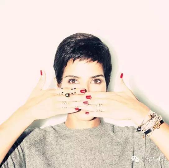 想迷倒你老公吗？韩国小伙教你选配饰