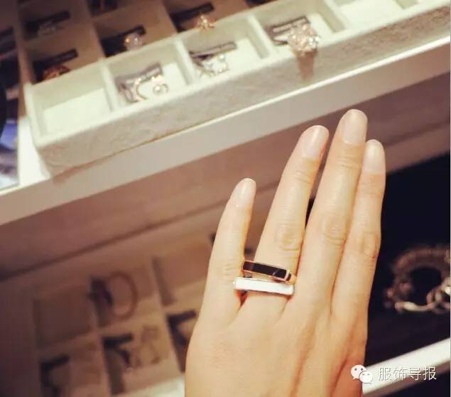 想迷倒你老公吗？韩国小伙教你选配饰