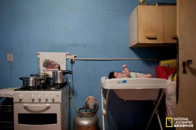 从厨房到餐桌里的美食,从市场到餐桌