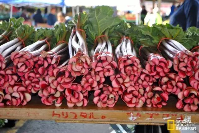 从厨房到餐桌里的美食,从市场到餐桌